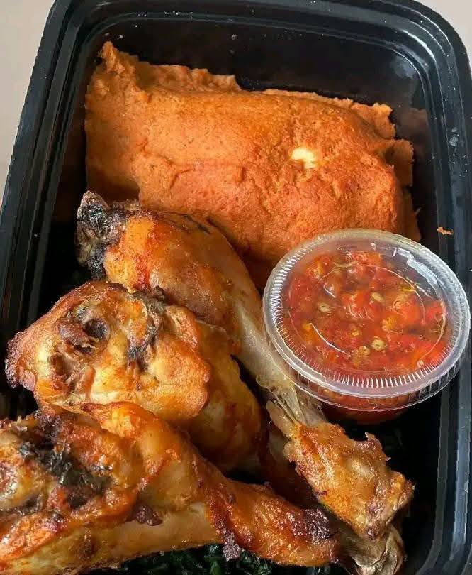 image of moi moi and chicken by detorah foods